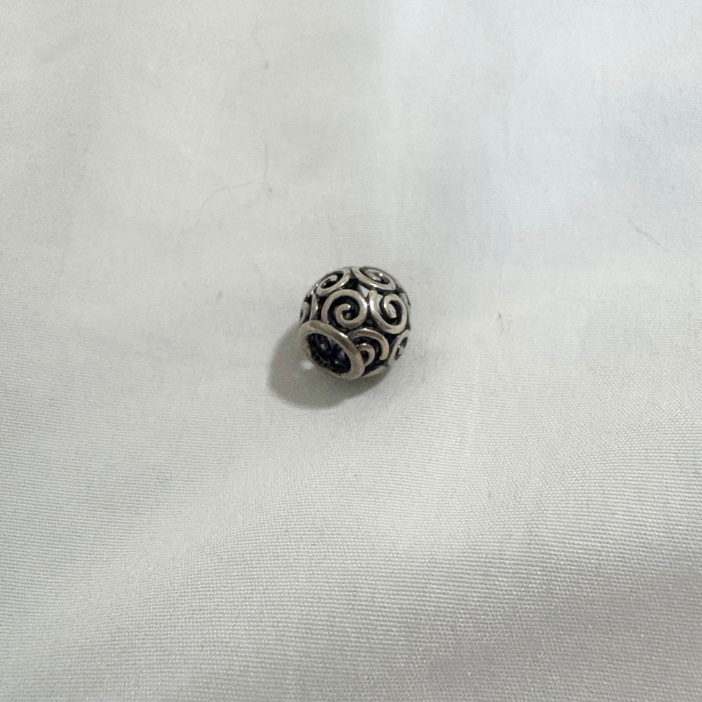 Pandora Openwork Swirl bead‎ charm Round Spacer Bead Ornate Filigree Swirl Charm